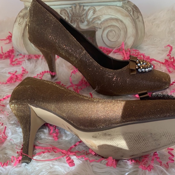 Pierre Dumas Heels (Bronze Sparkle with clear and bronze stones) - Picture 6 of 7